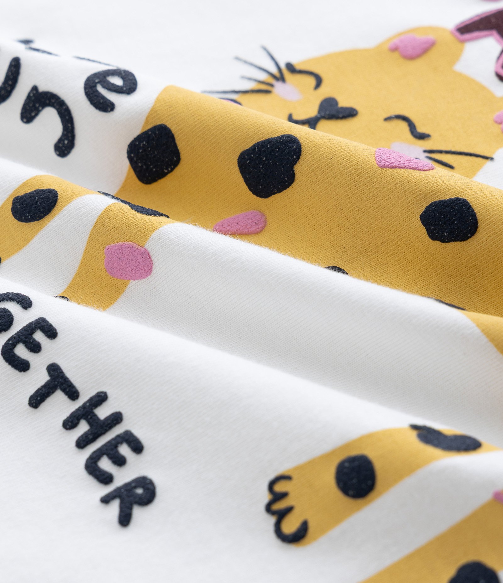 Blusa Infantil Relaxed com Estampa de Gatinho – Tam 1 a 5/6 Anos Branco 3