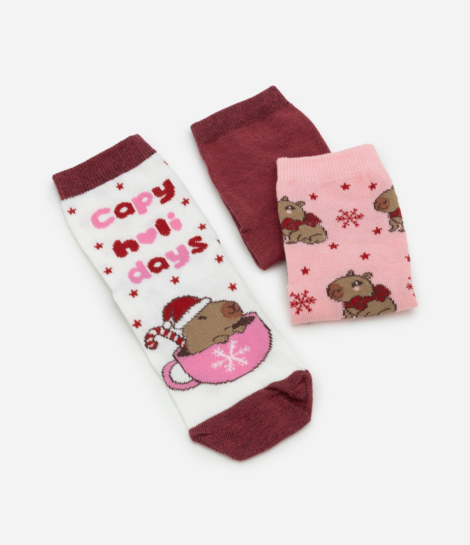 Kit 3 Meias Infantis Malha Capivara Natal - Tam 19 a 34 Sortido 3