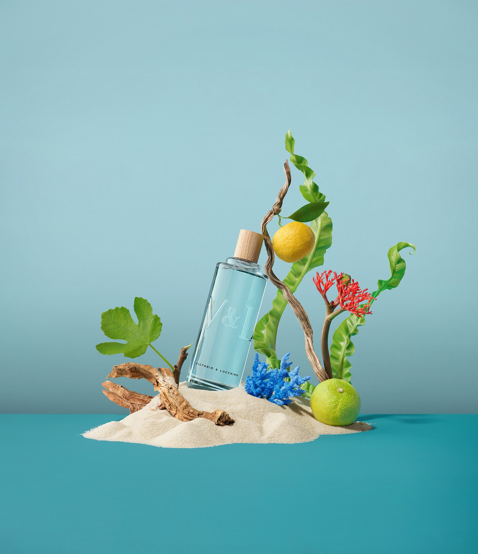 Victorio   Lucchino Aguas Esenciales Evasion Azul Eau de Cologne 250 ml 250ml 6