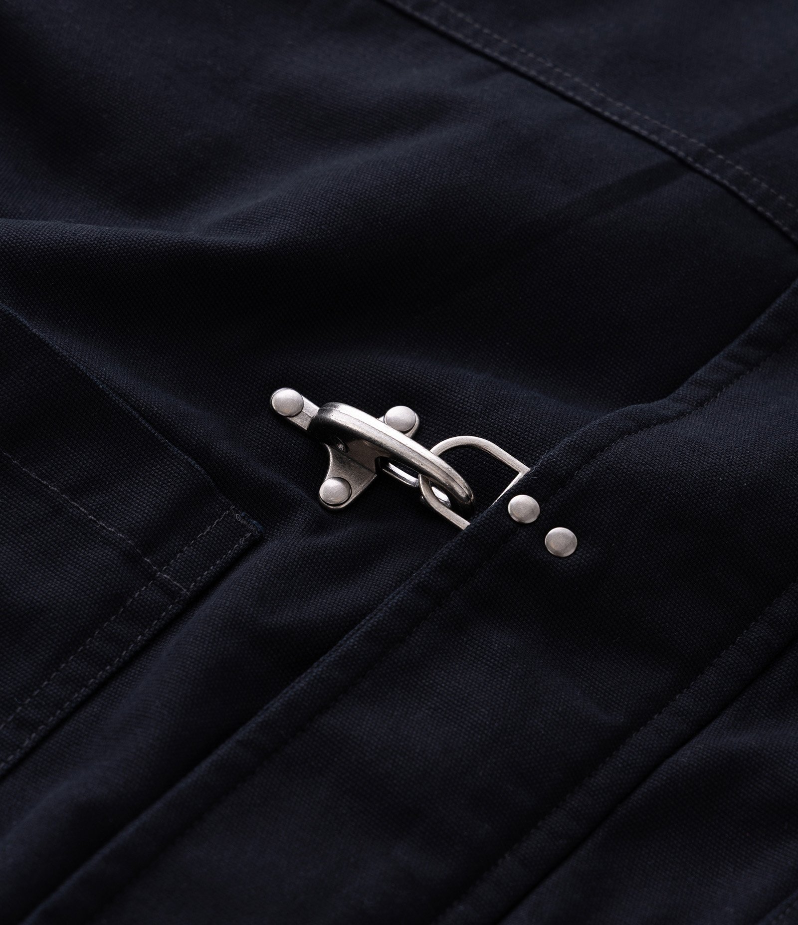 Jaqueta Pesada em Sarja Lisa com Trava de Metal Preto 3