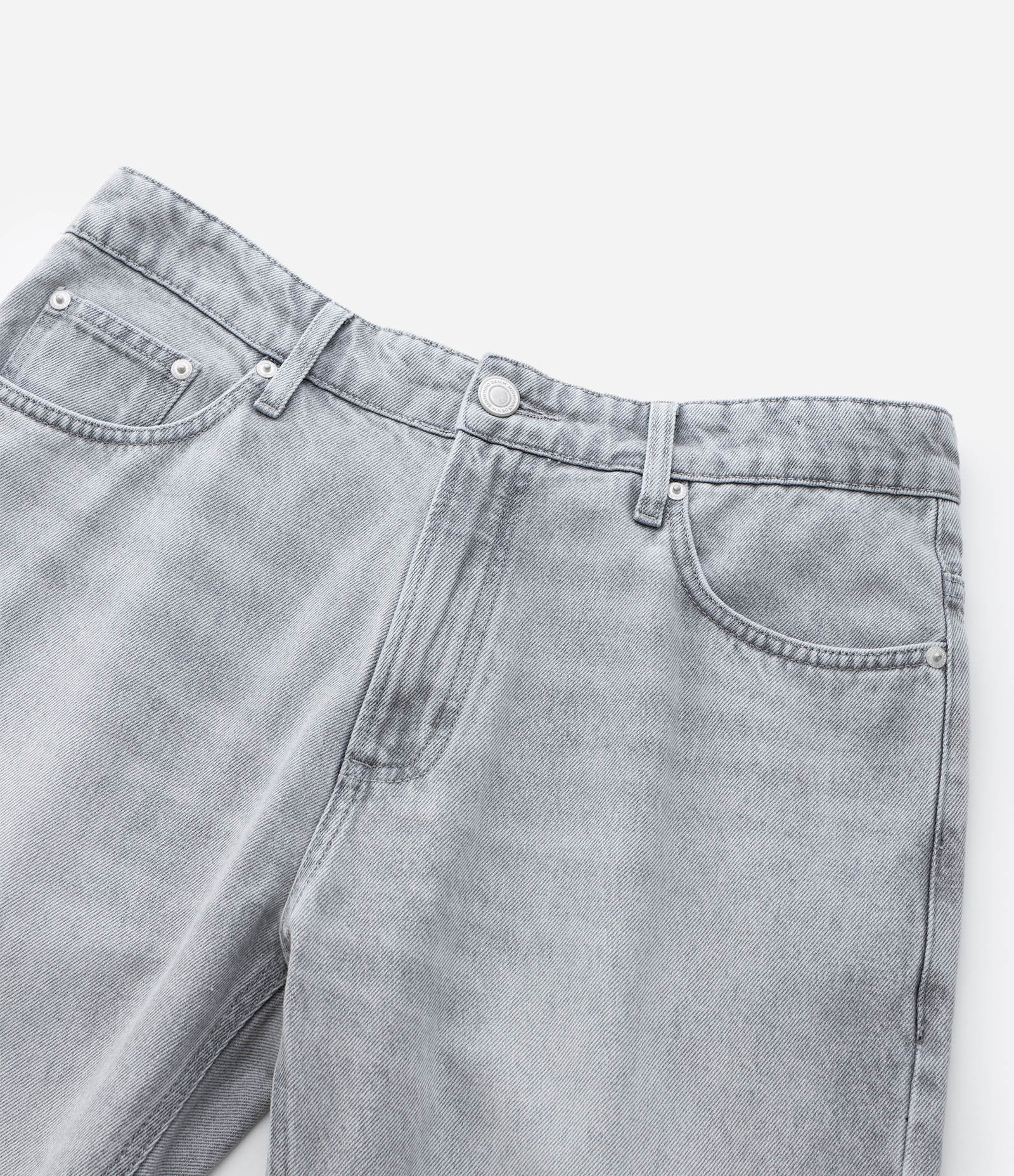 Calça Reta Jeans Cinza 4