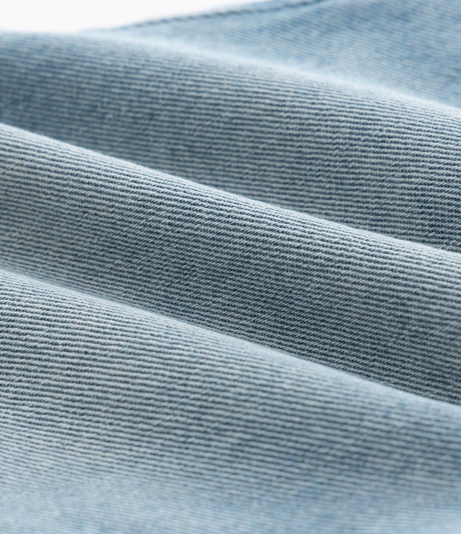 Bermuda Infantil em Jeans com Cós Elástico e Cordão – Tam 5 a 14 Anos Azul Claro 4