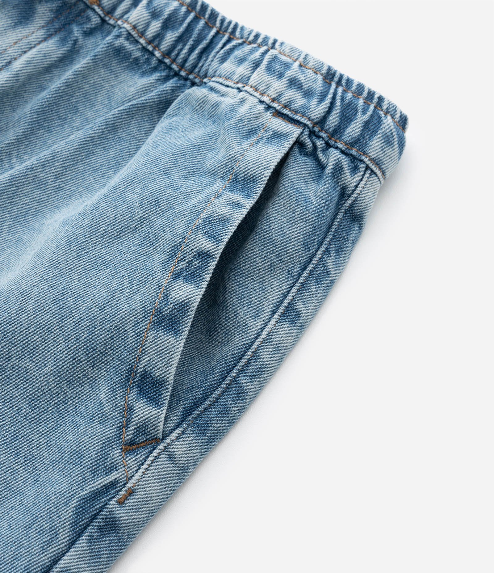 Bermuda Infantil em Jeans com Cós Elástico e Cordão – Tam 5 a 14 Anos Azul Claro 6