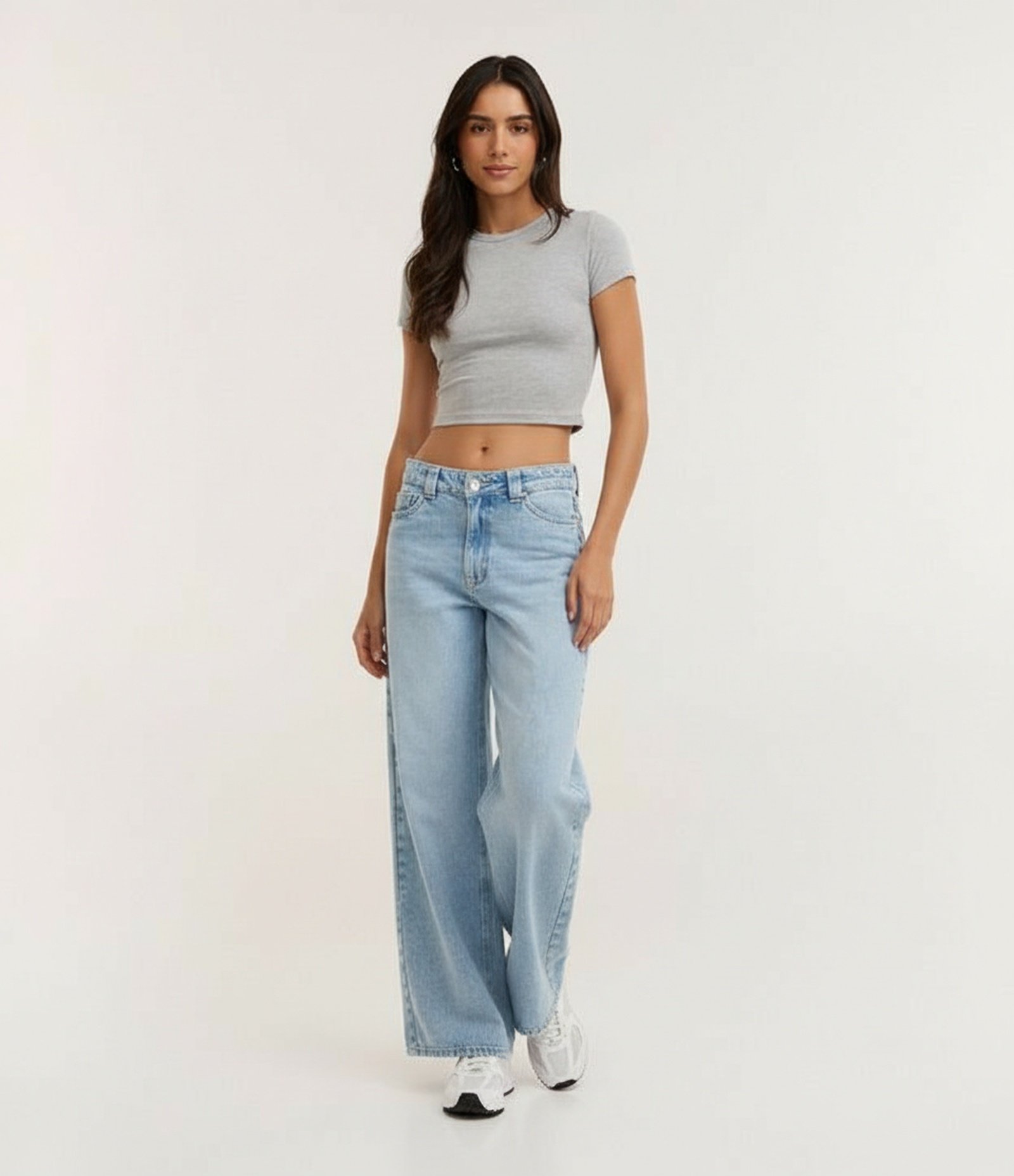 Blusa Baby Tee em Algodão com Cava Deslocada Cinza 4