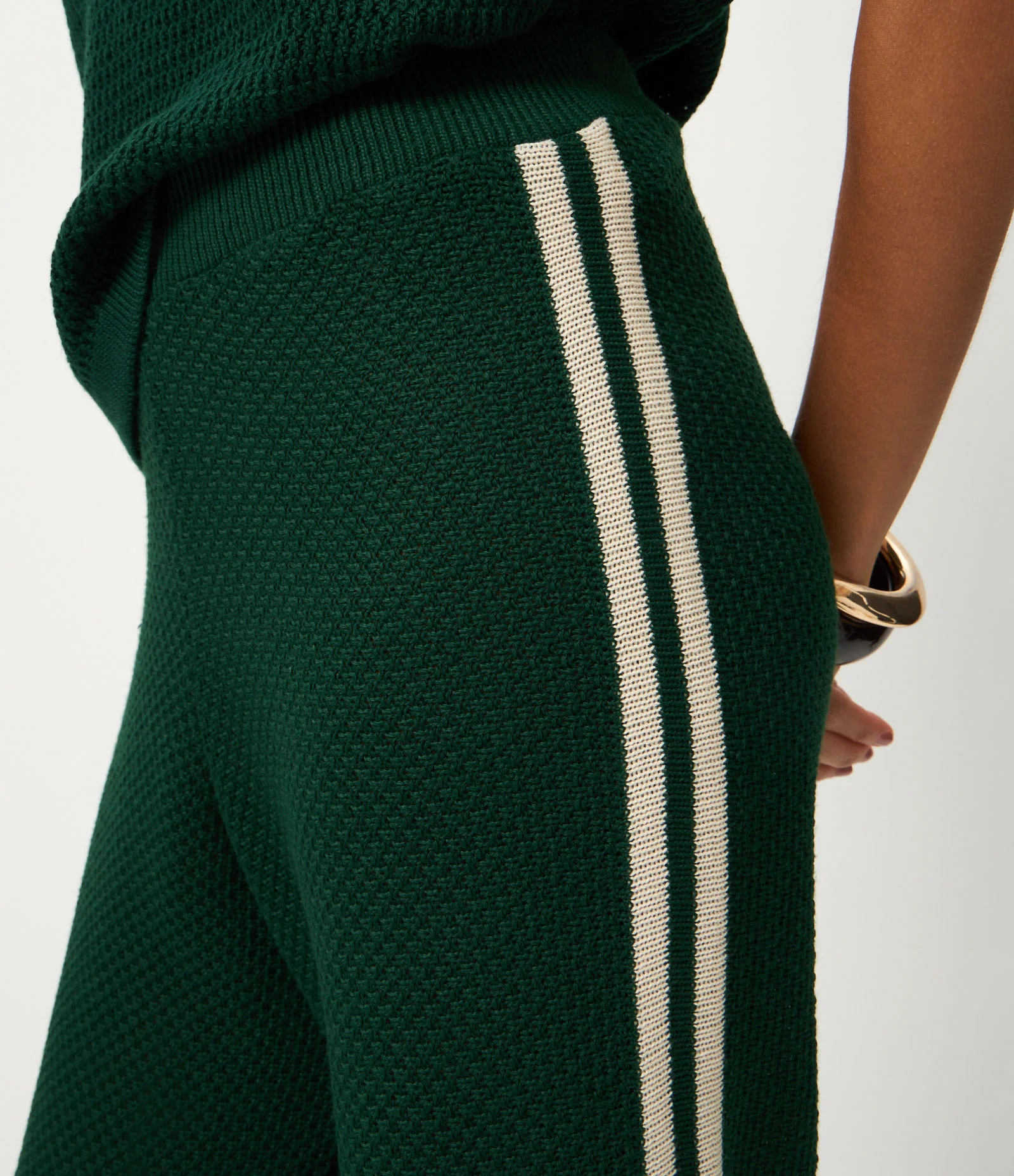 Calça Wide Leg em Tricô com Viés Contrastantes Verde 3
