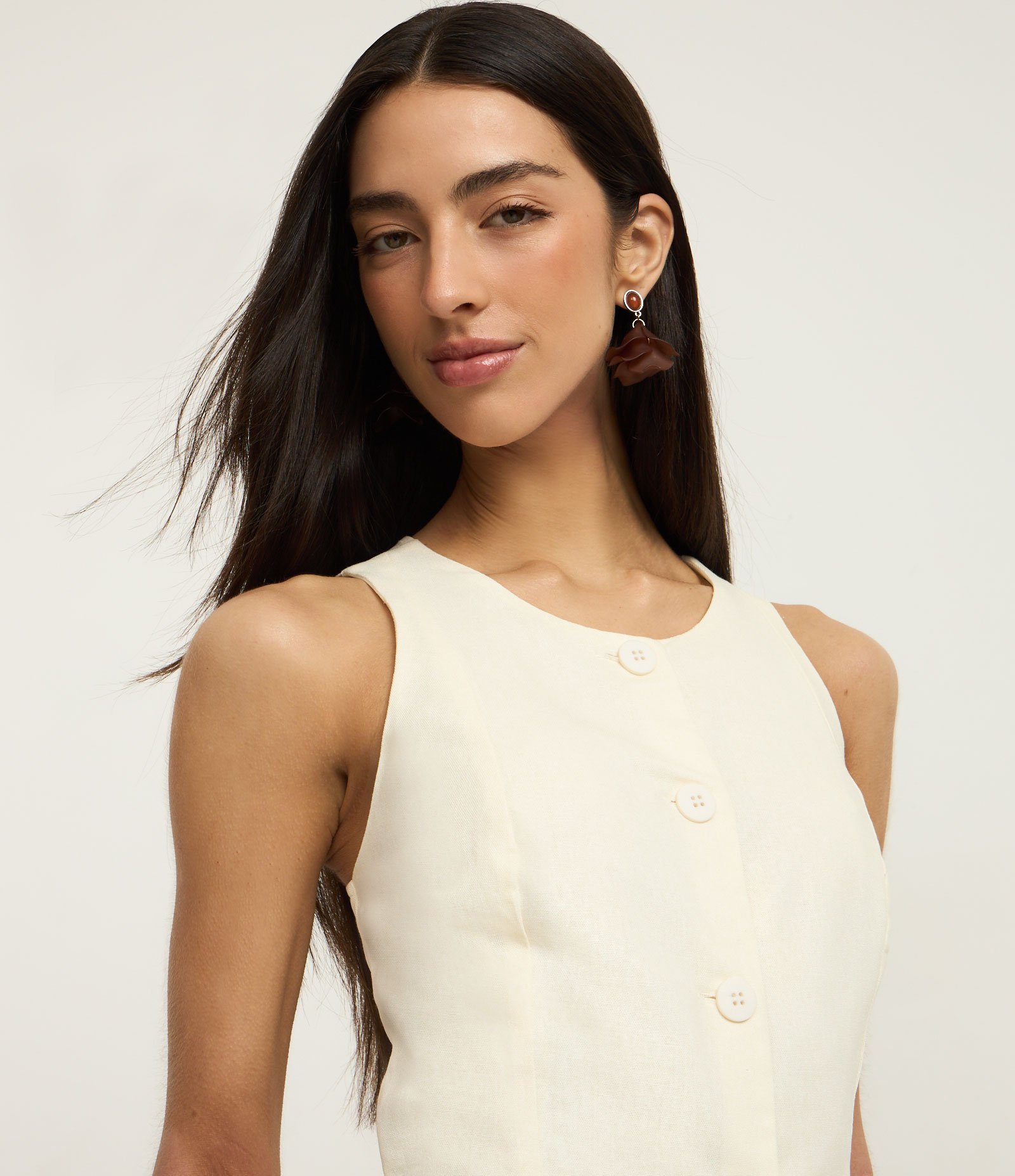 Colete em Viscolinho Acinturado com Faixa Ajustável Branco 3