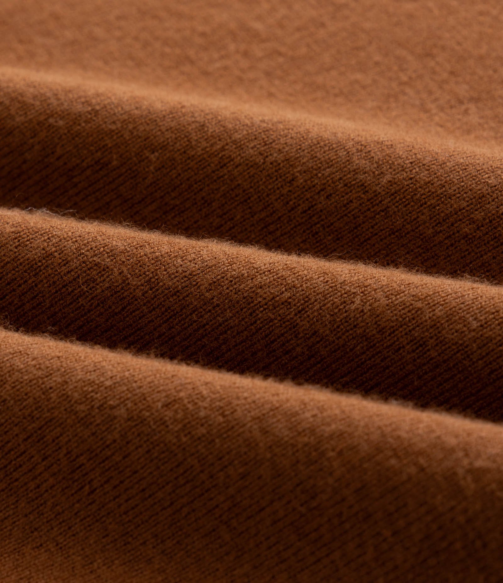 Blusão Fechado Regular em Tricô com Capuz Marrom 3