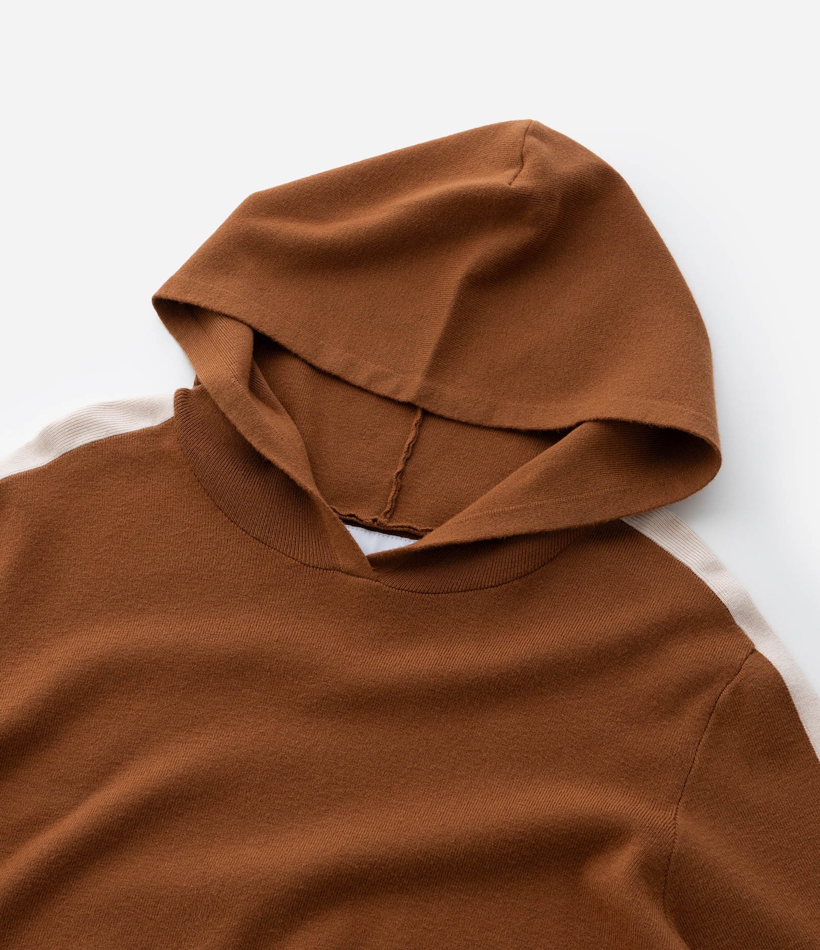 Blusão Fechado Regular em Tricô com Capuz Marrom 5