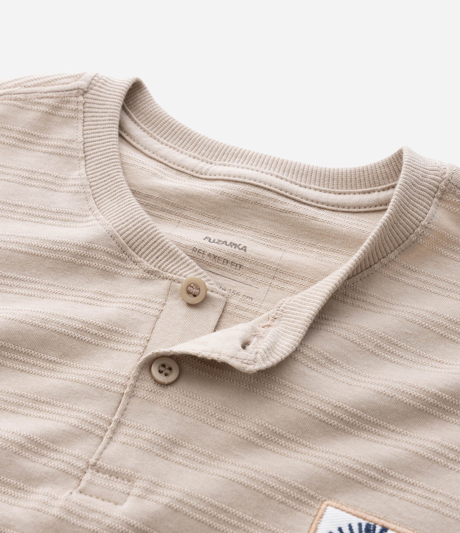 Camiseta Infantil Henley em Algodão Texturizado – Tam 5 a 14 Anos Bege Claro 5