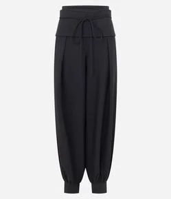 Calça Aladim Alfaiatada com Amarração e Pala Sobreposta