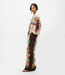 Calça Pantalona em Viscose com Estampa Floral