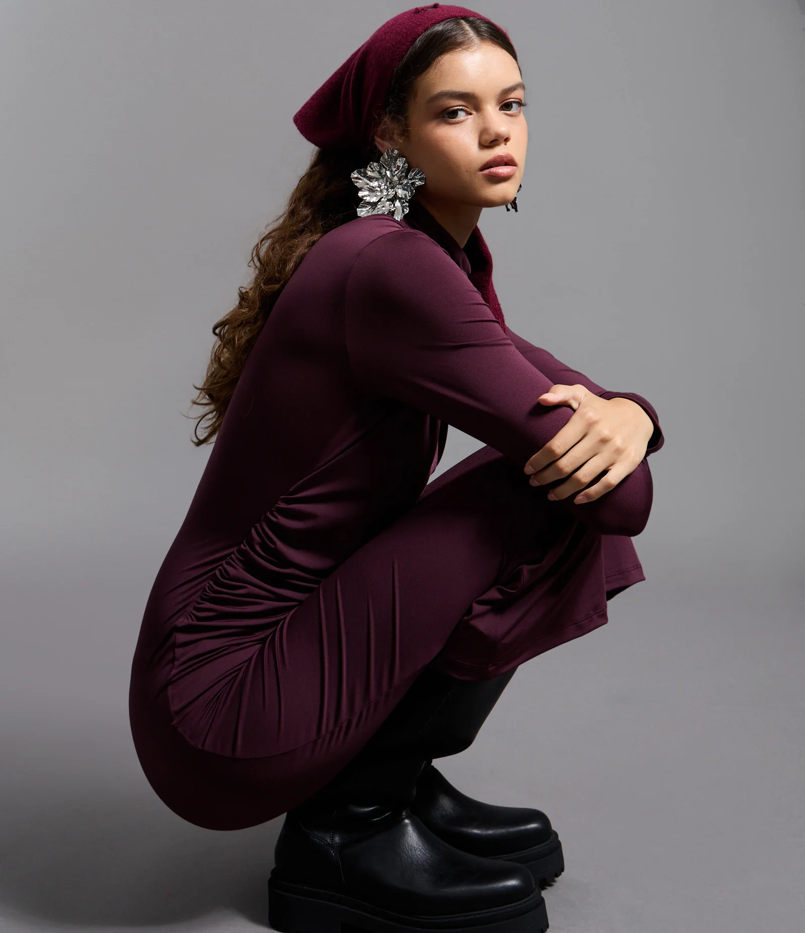 Vestido Midi com Pregas no Ombro e Fenda Lateral Bordo 4