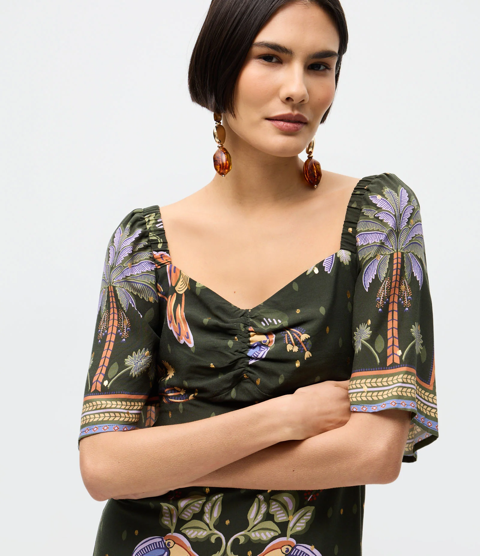Vestido Midi em Viscose com Estampa Coqueiro e Brilhos Verde 2