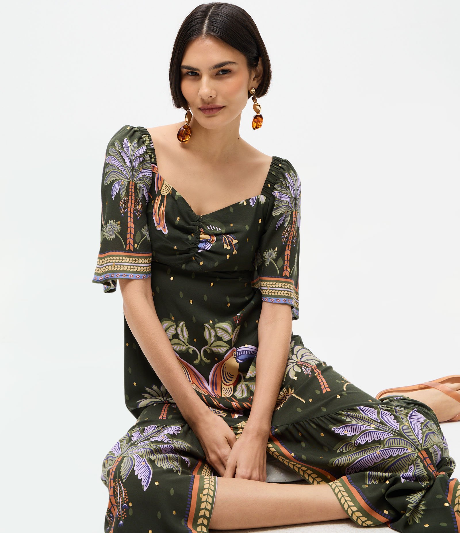 Vestido Midi em Viscose com Estampa Coqueiro e Brilhos Verde 3
