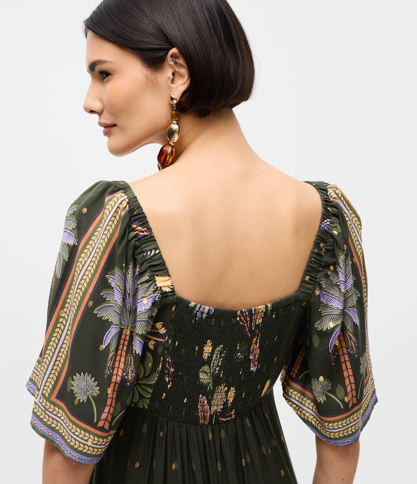 Vestido Midi em Viscose com Estampa Coqueiro e Brilhos Verde 4