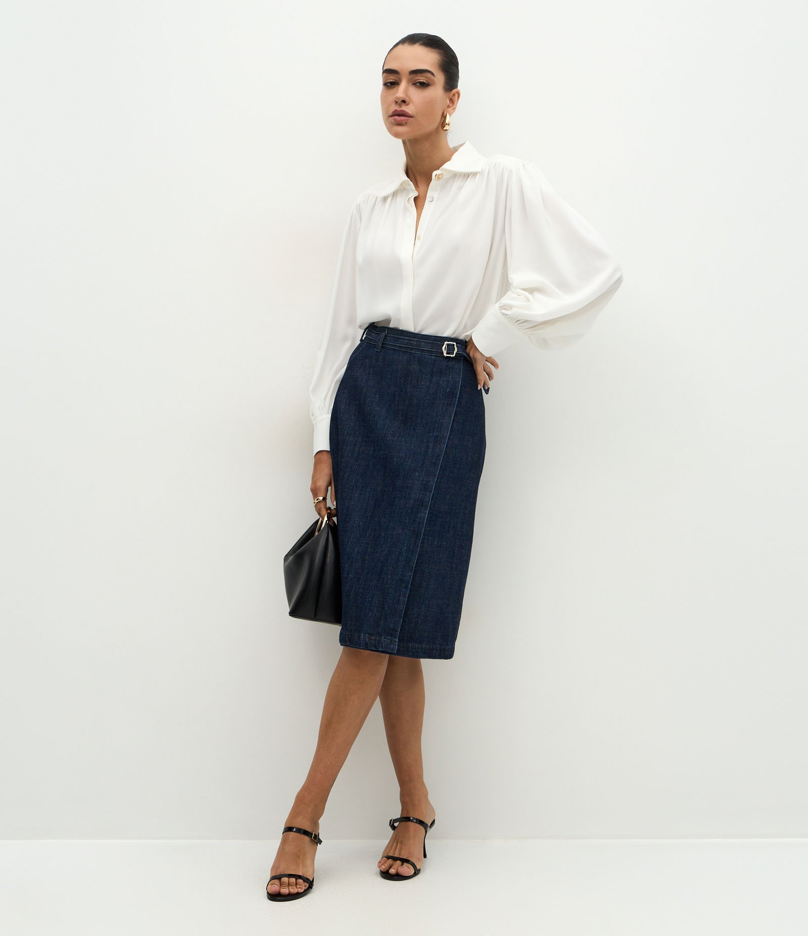 Saia Midi em Jeans com Fivela e Cintura Alta Azul Escuro 1
