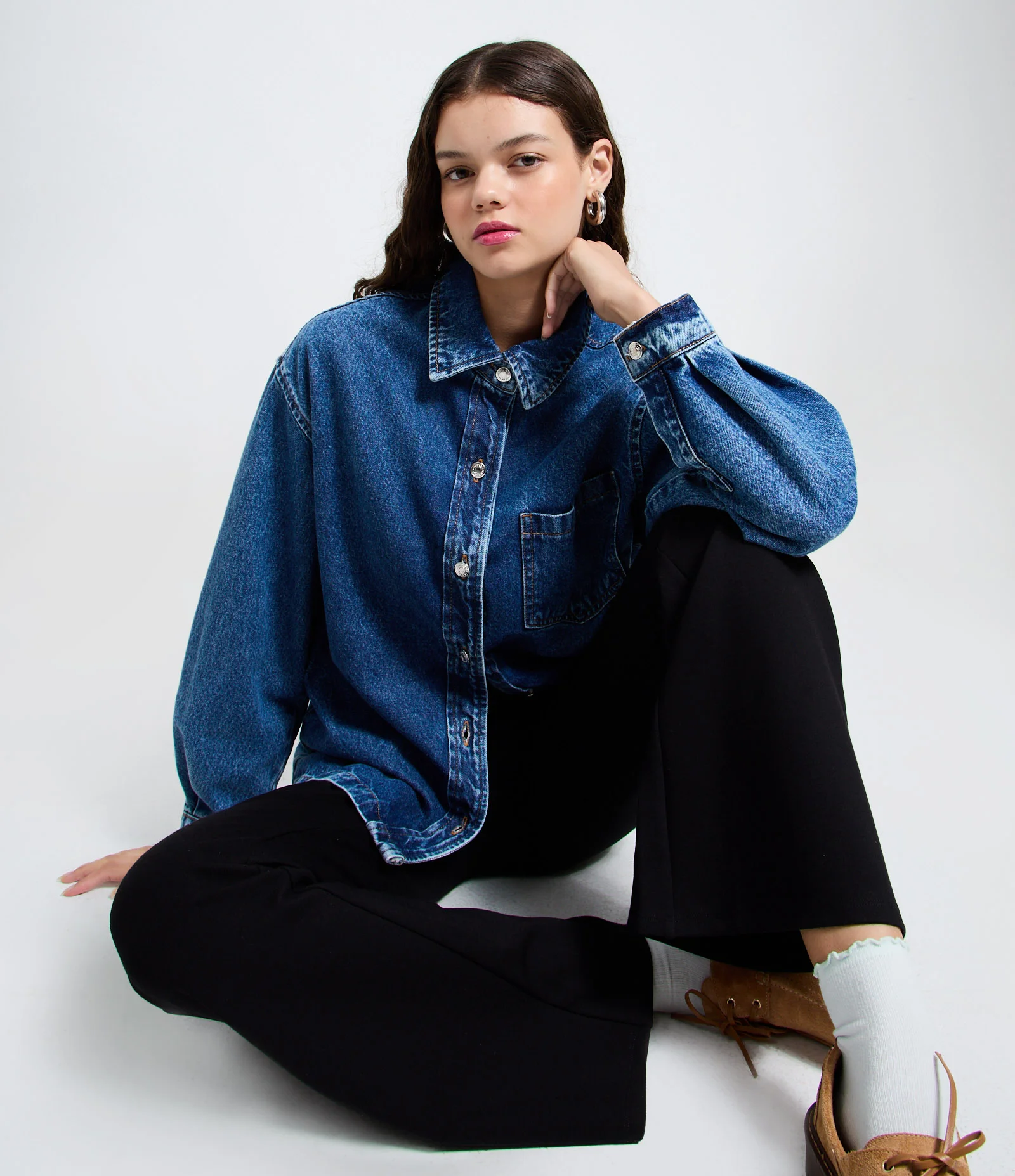 Camisa Oversized em Jeans com Botões Frontais Azul Médio 1