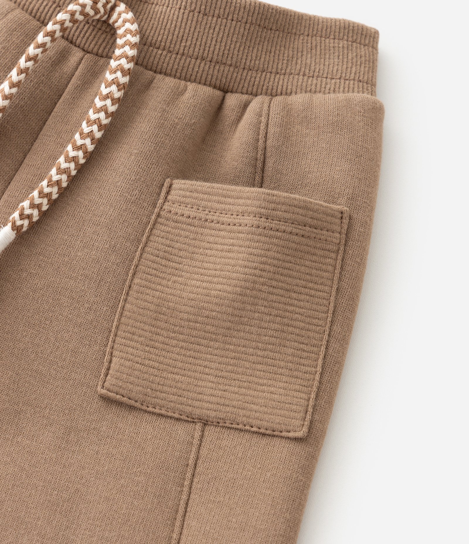 Calça Infantil em Moletom com Felpa e Bolsos Texturizados – Tam 0 a 18 Meses Marrom 5