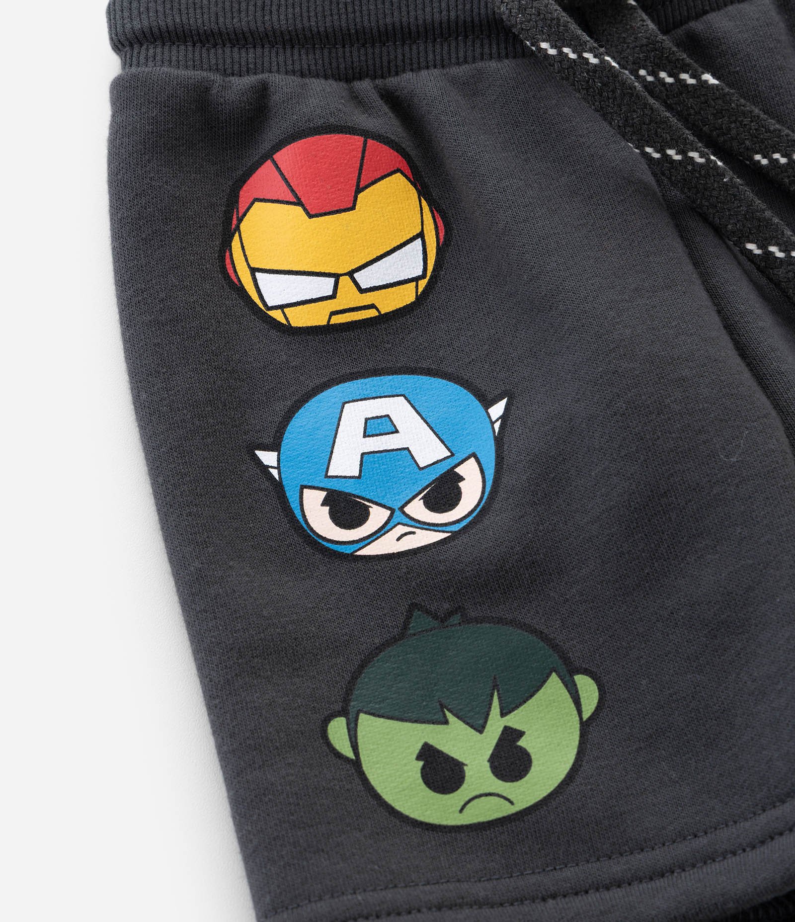 Bermuda Infantil em Moletom com Estampa Avengers – Tam 2 a 6 Anos Cinza Chumbo 6