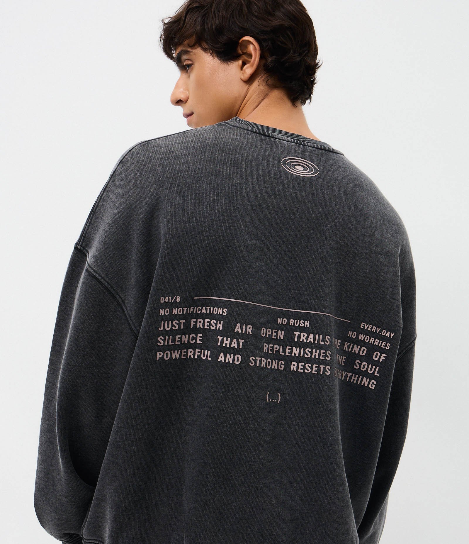 Blusão Oversized Moletom Silence Everything Preto 3