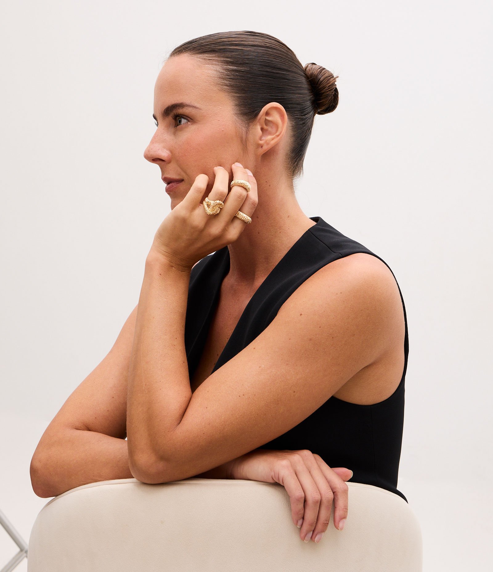 Kit 03 Anéis Robustos Texturizados Dourado 1