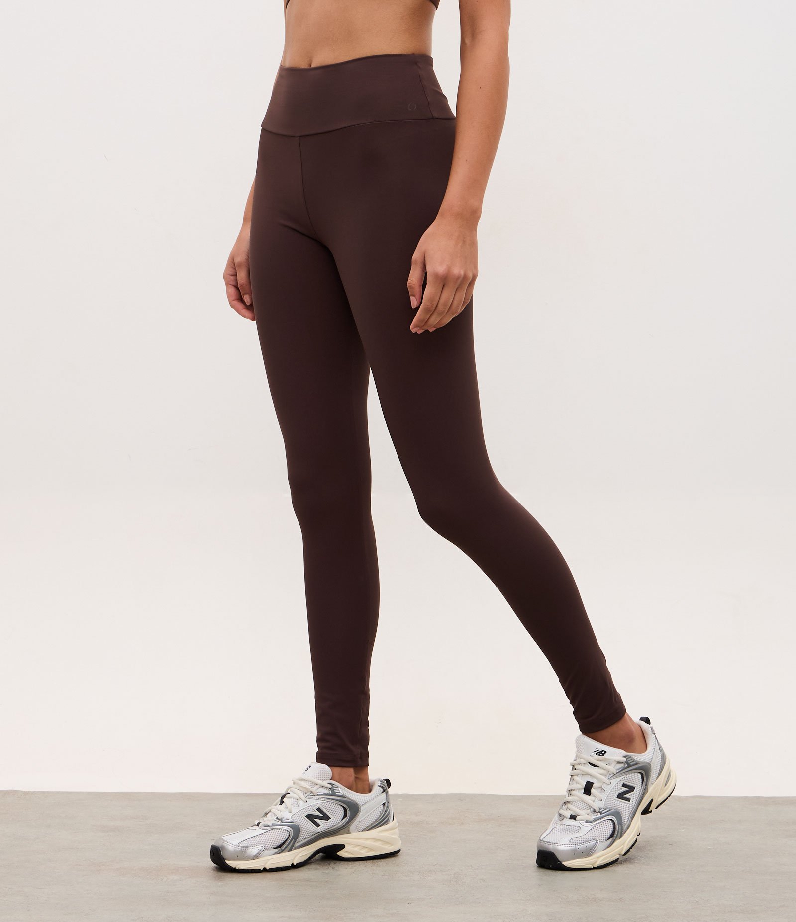 Calça Legging Esportiva em Poliamida com Cós Alto Marrom Médio 1