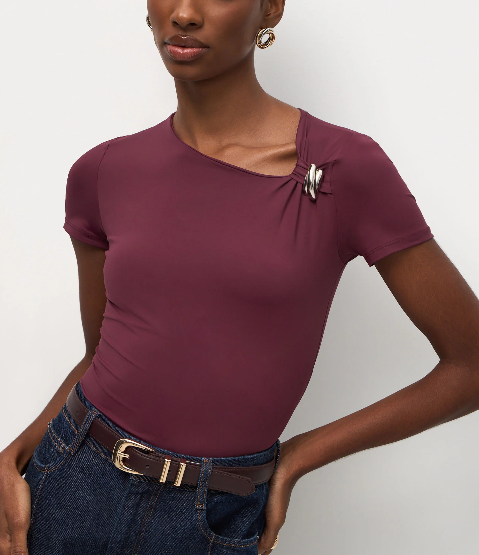 Blusa em Poliamida com Aviamento no Ombro Roxo 4