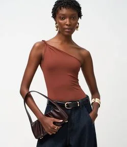 Body em Poliamida com Ombro Torcido