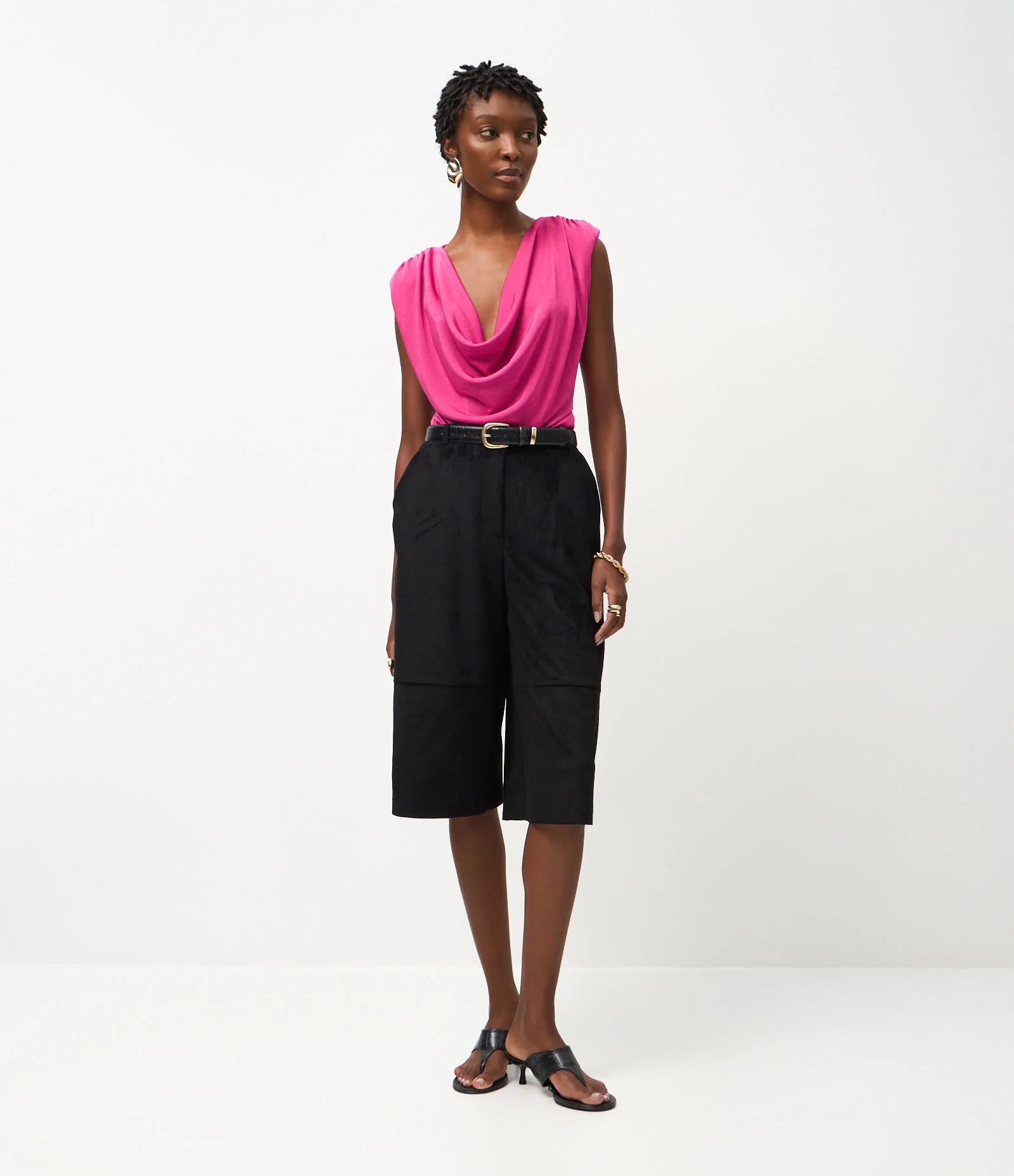 Blusa em Ribana com Ombreiras e Laterais Drapeadas Rosa 2