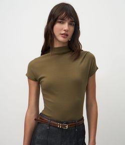 Blusa em Viscose Seamless com Golinha Alta