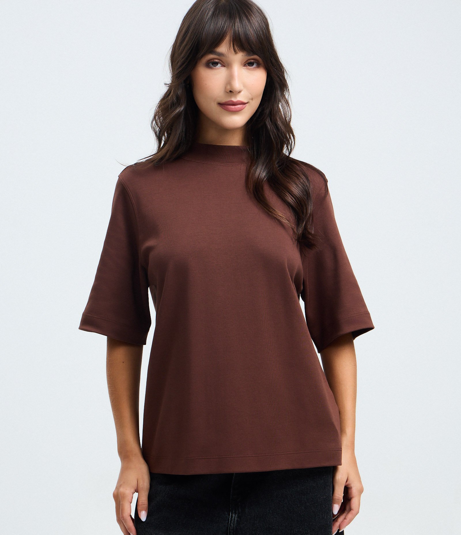 Blusa com Modelagem Alongada e Manga Ampla Marrom 1