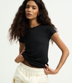 Blusa Básica Ajustada em Algodão com Gola Careca