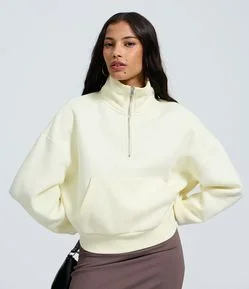 Moletom com Forro Fleece e Zíper na Gola Alta