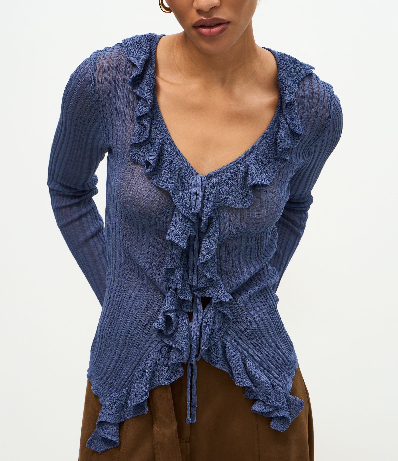 Cardigan em Tricô com Babados e Amarração Frontal Azul 4
