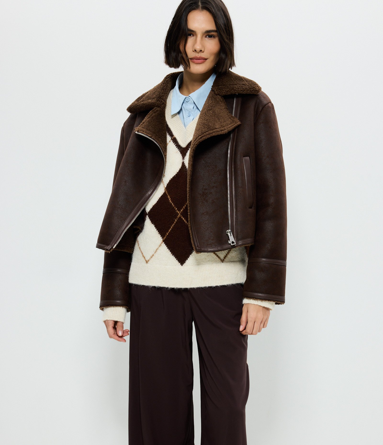 Suéter Regular em Tricô Xadrez Argyle Bege 2