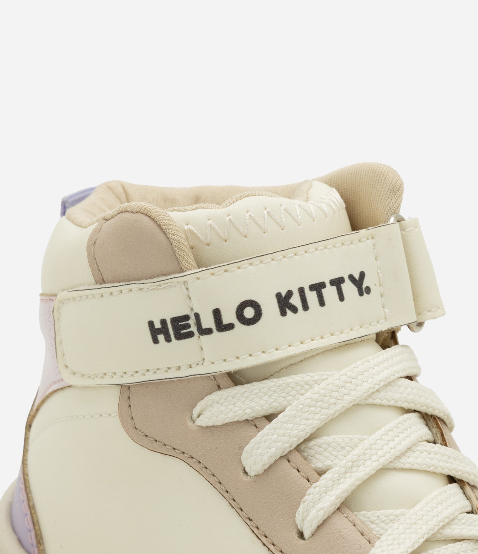 Tênis Abotinado Hello Kitty em PU - Tam 28 ao 34 Bege 5