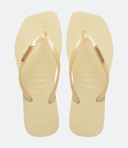 Chinelo Havaianas Slim Square em Bico Quadrado e Tiras Brilhosas