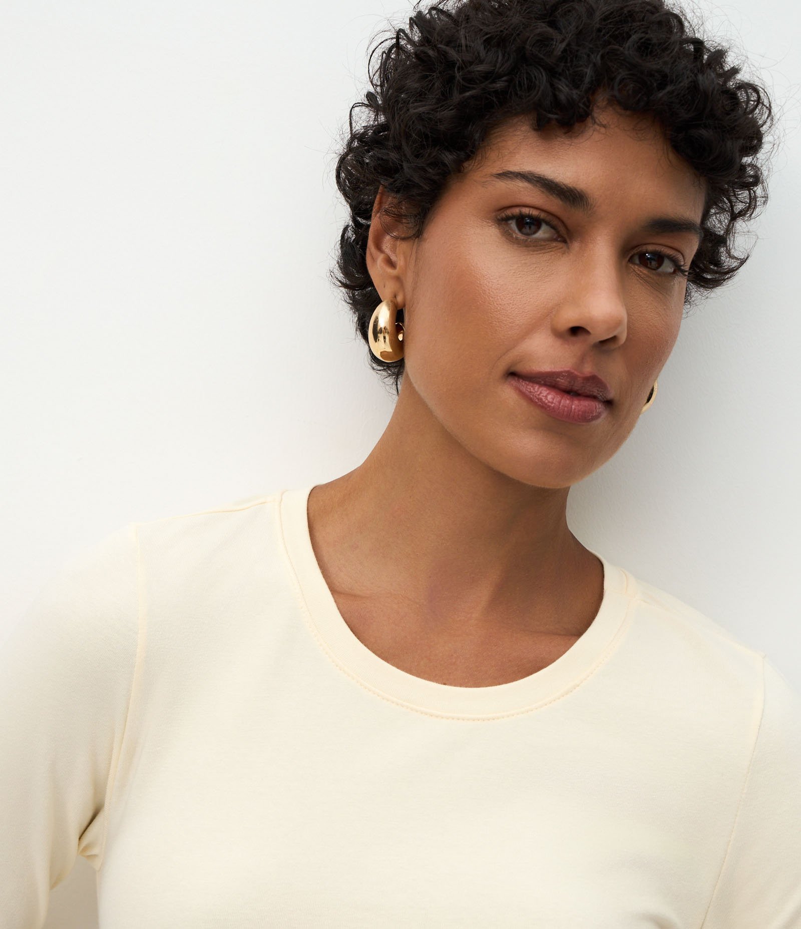 Blusa em Algodão com Gola Redonda Bege 3