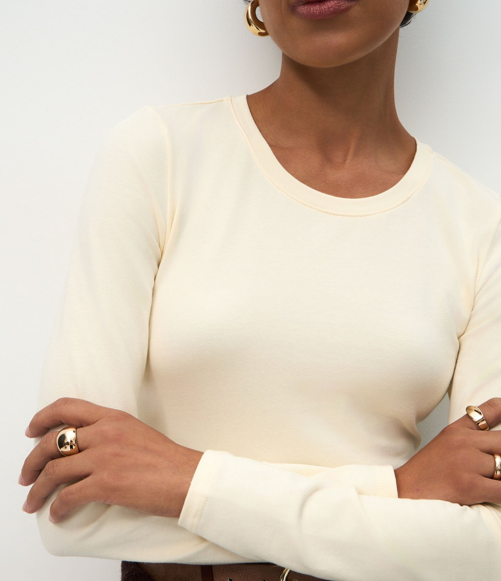 Blusa em Algodão com Gola Redonda Bege 4