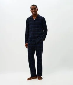 Pijama Longo em Flanela Xadrez com Botões