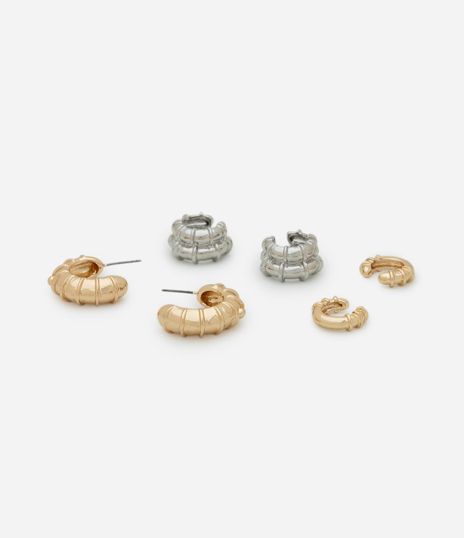 Conjunto de Brinco Argola e Piercing Fake Multicores 2