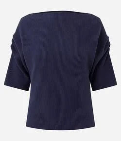 Blusa Texturizada com Pregas nos Ombros