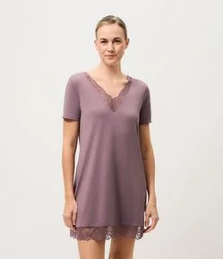 Camisola em Microfibra com Detalhes em Renda