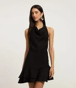 Vestido Evasê Curto com Babados Assimétricos e Alfaiatado