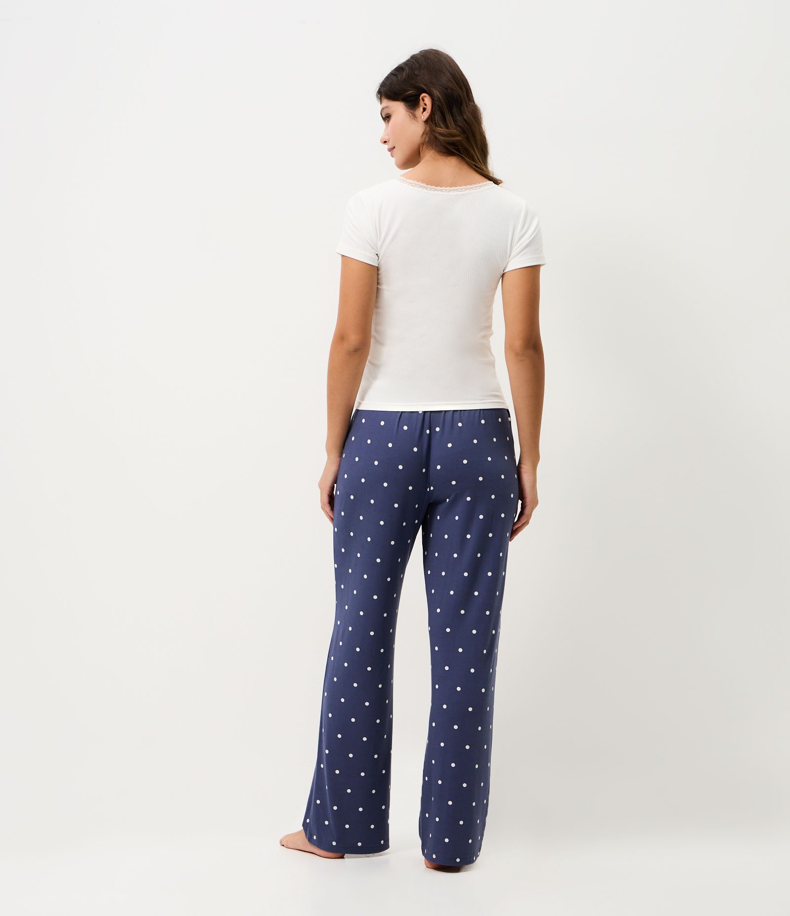 Pijama Longo em Peach Touch com Estampa Poá Branco/Azul 4