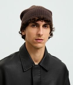 Gorro com Efeito Tricô e Gradiente