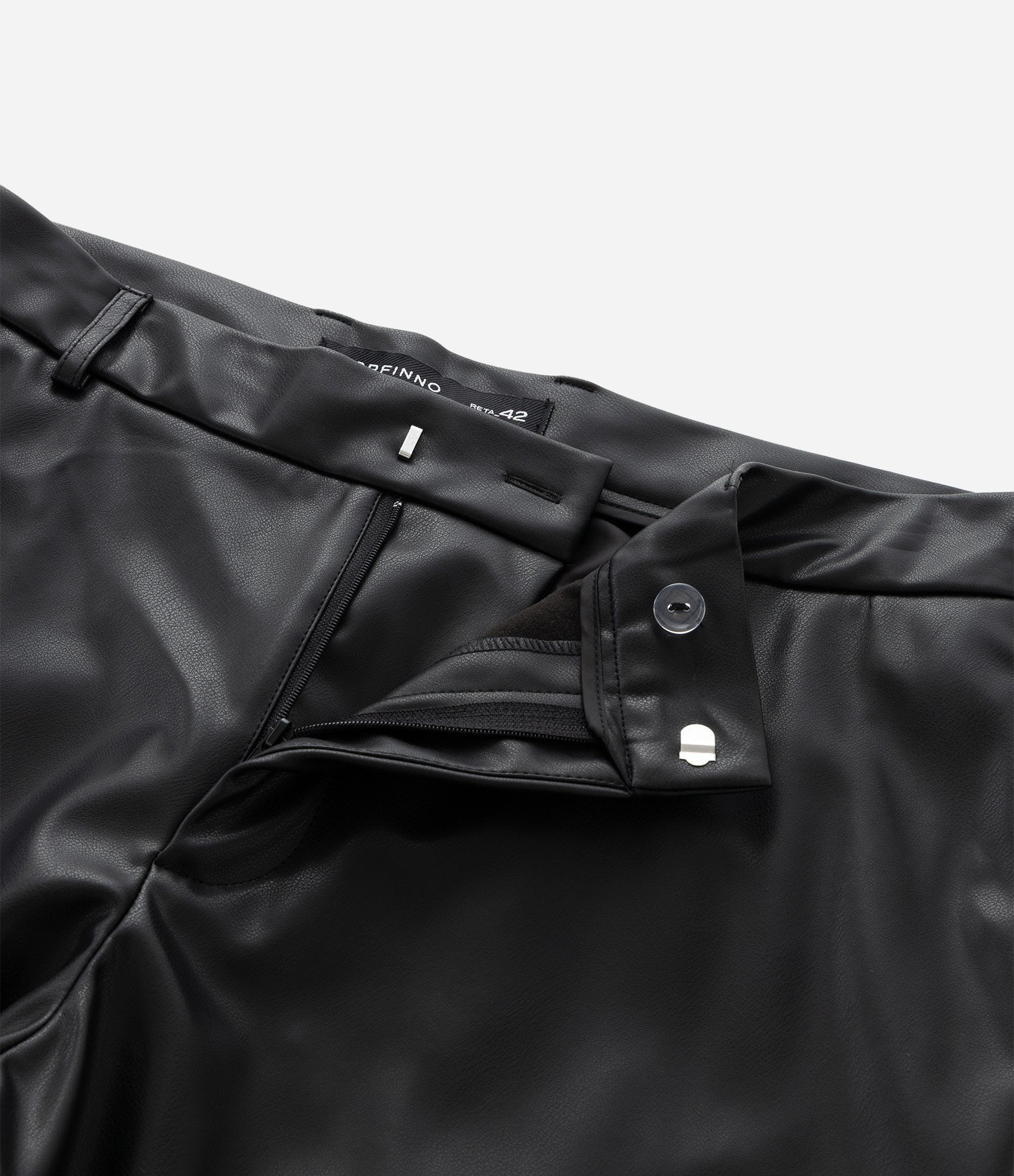 Calça Masculina PU Alfaiatada Reta com Recortes Preto 5