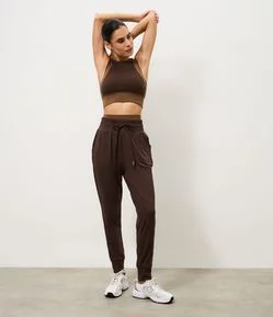 Calça Jogger Esportiva com Cós Regulável e Toque Suave