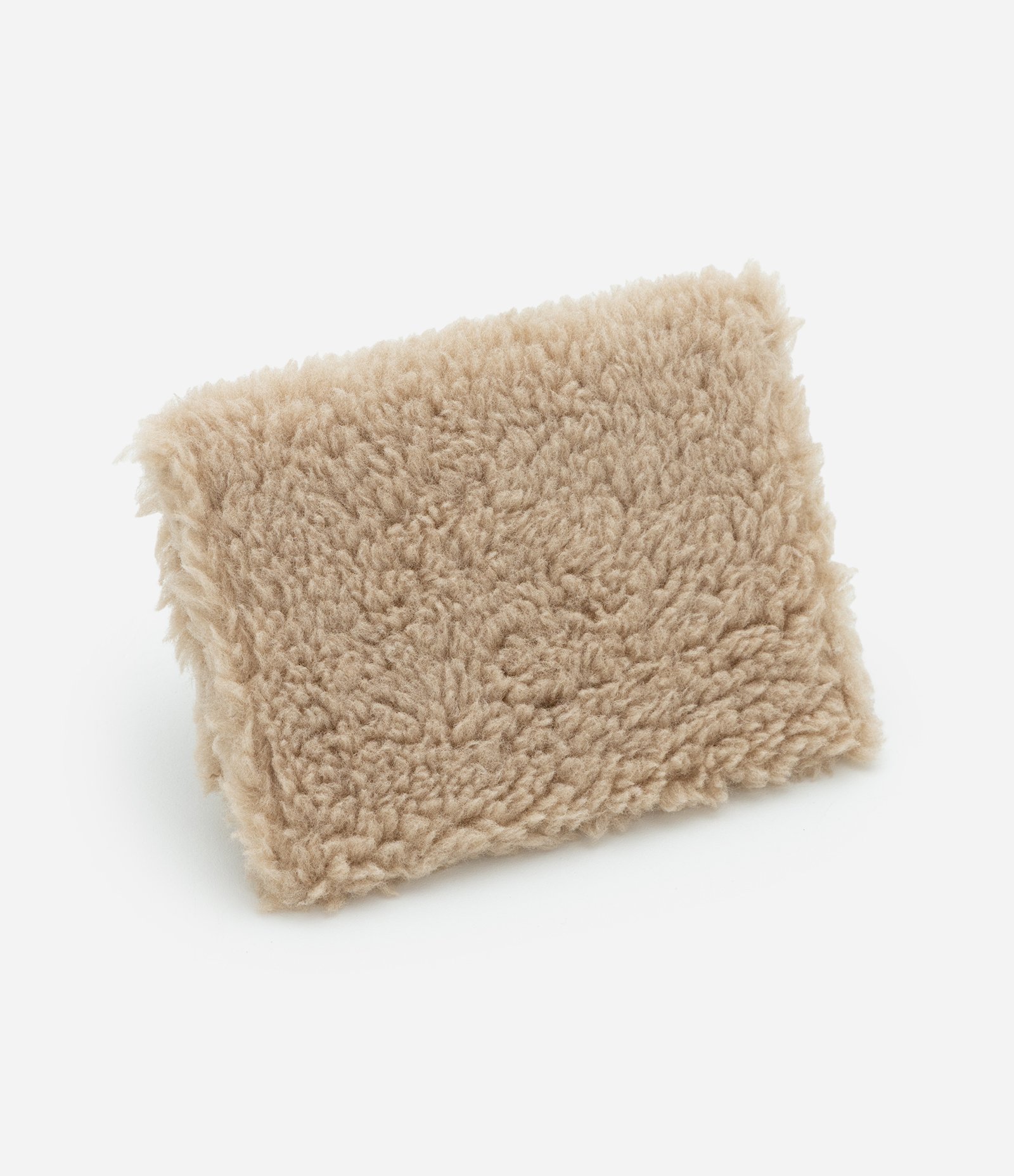 Carteira Envelope Pequena com Textura de Pelos Off White 2