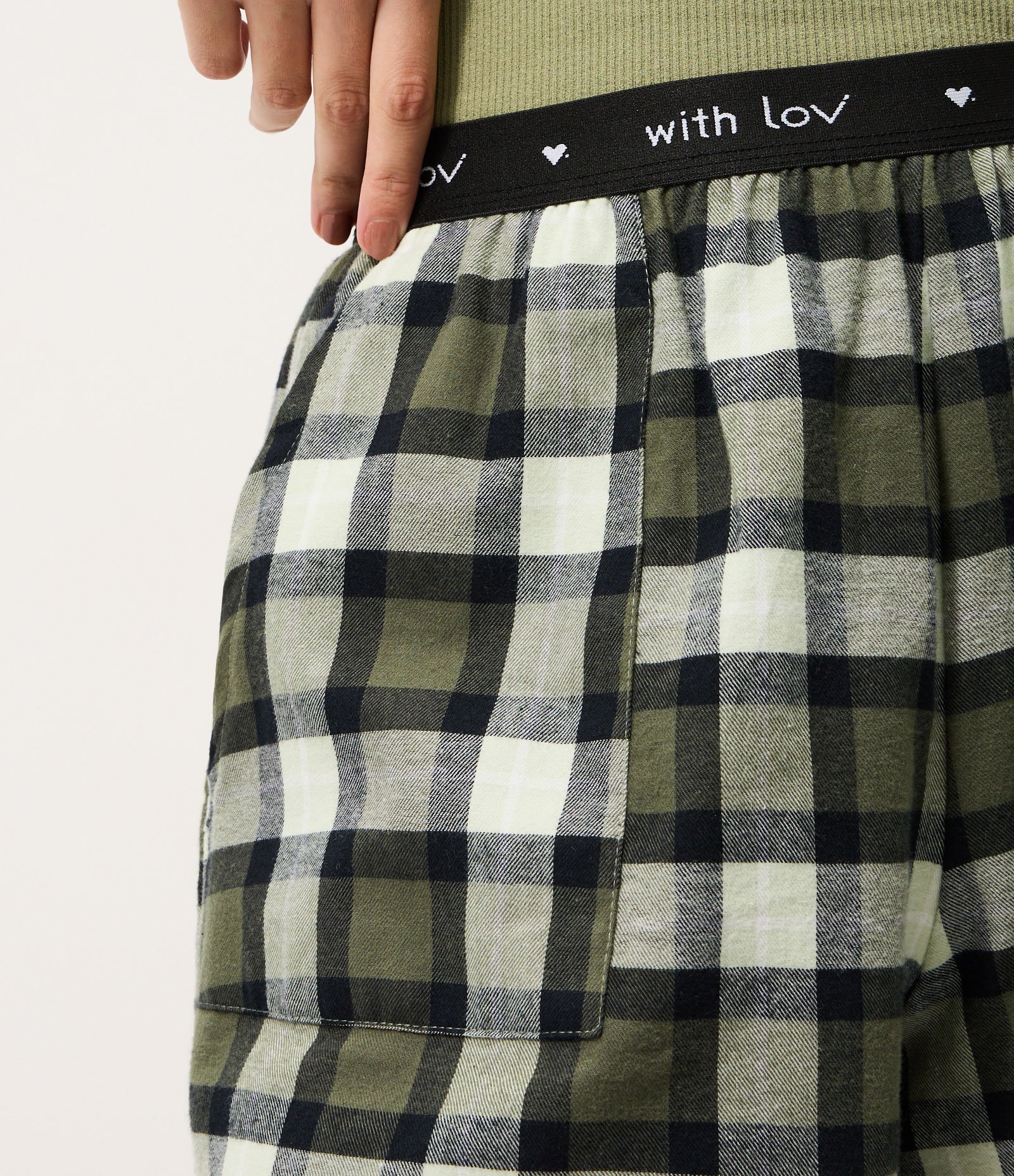 Short de Pijama em Flanela Xadrez com Cós Elástico Verde 3
